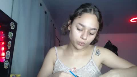 Snapshot of littlecheerry69 chatting on 11-29-25, 03:26 littlecheerry69 online show from 11-29-25, 03:26