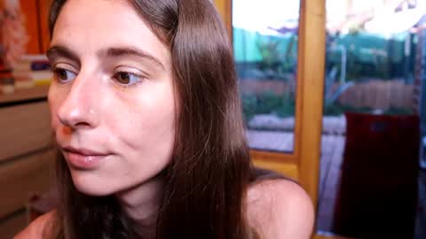 Snapshot of littledante91 chatting on 02-15-26, 08:35 Maria and Viktor online show from 02-15-26, 08:35