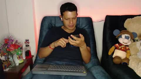 Manu online show from 02-01-26, 03:27