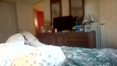 littlekenny1951 online show from 11-03-25, 08:10