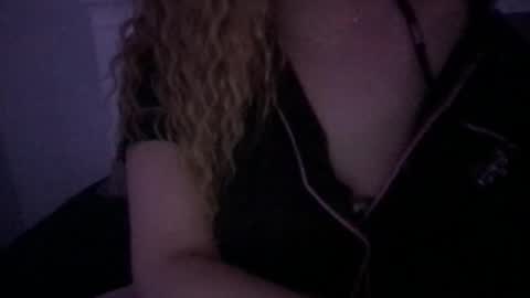 Snapshot of littlekitty4ddy chatting on 03-23-26, 06:06 babygirll online show from 03-23-26, 06:06