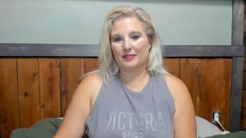 lisanixs online show from 09-25-25, 02:59