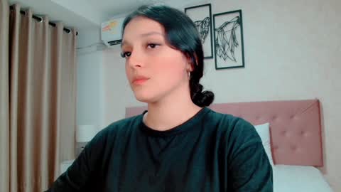 Sarahs Room online show from 01-05-25, 11:12