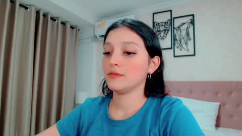 Sarahs Room online show from 01-08-25, 03:40