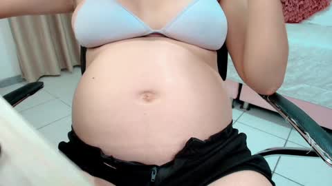 Sarahs Room online show from 01-29-25, 07:25