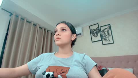 Sarahs Room online show from 02-05-25, 03:02