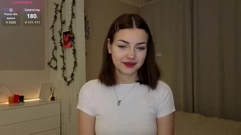 Bella online show from 11-23-25, 04:45