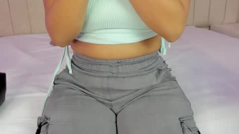 im olivia IG littleolivia01 online show from 01-09-25, 01:13