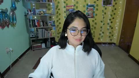 Mia  Wednesday to Sunday 730 am to 1030 am Colombian Hour D online show from 01-20-25, 02:01