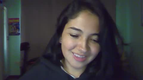 Mia  Wednesday to Sunday 730 am to 1030 am Colombian Hour D online show from 09-14-25, 10:42