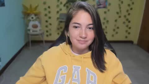 Mia  Wednesday to Sunday 730 am to 1030 am Colombian Hour D online show from 02-03-26, 06:22