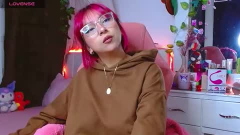 Ruby Rouse online show from 11-22-25, 03:05