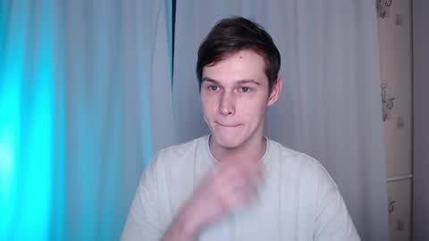 Sonnenschein online show from 01-28-25, 01:39