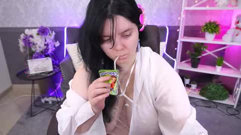 Masha  online show from 11-09-25, 01:53