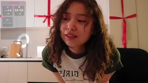 Ayumi or Yumi online show from 02-13-26, 12:12