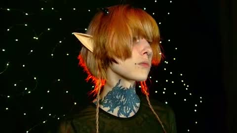 Niki  free tg channel with some photos gifs and info about streams  online show from 03-08-25, 02:08
