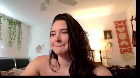 Snapshot of littlesub_e chatting on 10-22-25, 12:49 Eliza online show from 10-22-25, 12:49