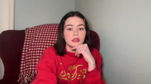 Snapshot of littlesugarpea chatting on 02-08-25, 10:29 Little Sugar Pea  online show from 02-08-25, 10:29