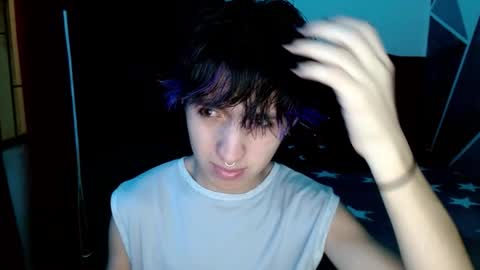 Eros online show from 11-04-25, 04:11