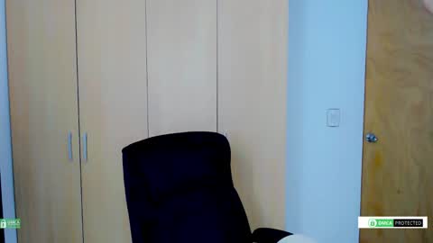 littlezhalem online show from 11-24-25, 05:29