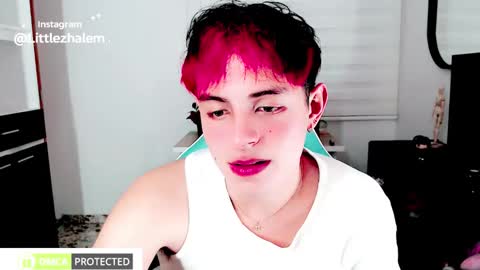 littlezhalem online show from 12-22-25, 05:04