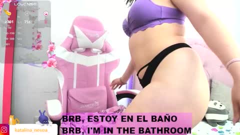 Katalina Novoa. online show from 10-11-25, 02:44