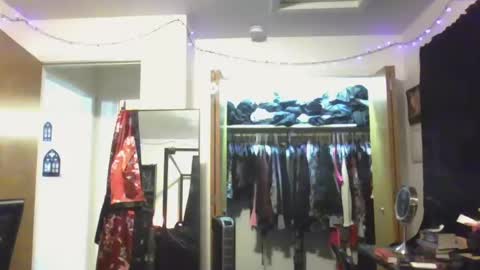 Liv Mirage online show from 12-27-24, 03:31