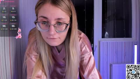 My name is Livy Nice to meet you  Thumbs up please its important online show from 01-20-25, 03:18