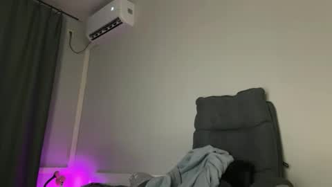 Snapshot of liya_ray chatting on 11-13-25, 08:30 Liya Ray online show from 11-13-25, 08:30