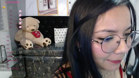 Liz online show from 01-26-25, 06:07