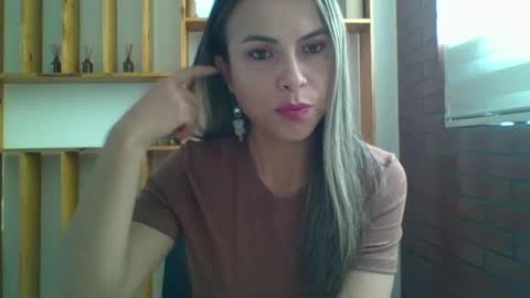 Snapshot of liz_28 chatting on 09-08-25, 04:06 liz_28 online show from 09-08-25, 04:06