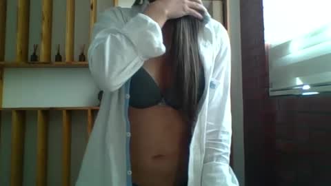 Snapshot of liz_28 chatting on 10-02-25, 02:46 liz_28 online show from 10-02-25, 02:46