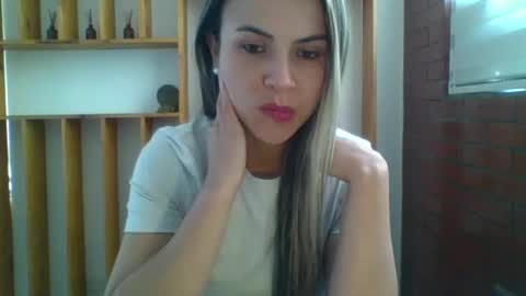 Snapshot of liz_28 chatting on 10-20-25, 08:09 liz_28 online show from 10-20-25, 08:09