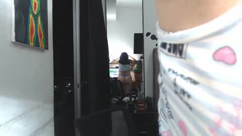 Snapshot of liza_thurner chatting on 03-11-25, 12:22 Liza Thurner online show from 03-11-25, 12:22