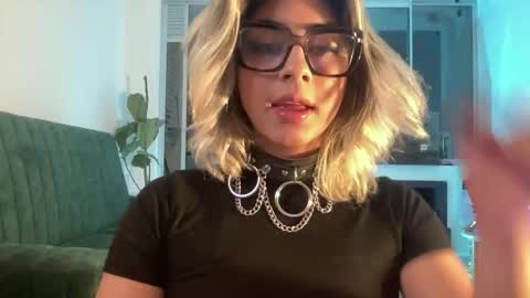 Lizeth online show from 11-07-25, 04:12