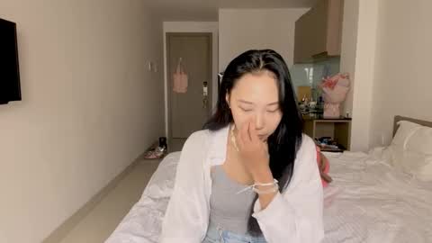 Snapshot of lizbethkvilhaug chatting on 10-21-25, 06:14 Lizz online show from 10-21-25, 06:14