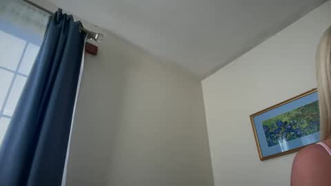 Liz Purr online show from 01-16-25, 12:02