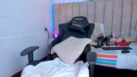 Liz online show from 01-14-25, 10:55