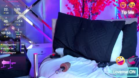 Liz online show from 02-22-25, 09:23