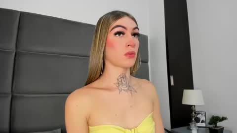 lizz_luna online show from 09-29-25, 02:33