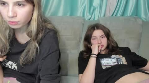 lizzi_muur online show from 01-02-25, 10:22