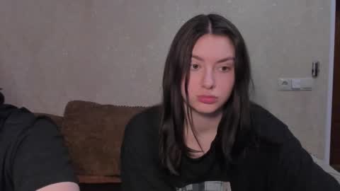 lizzi_muur online show from 01-05-26, 06:33