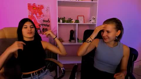 lizzie_boom online show from 09-15-25, 05:18