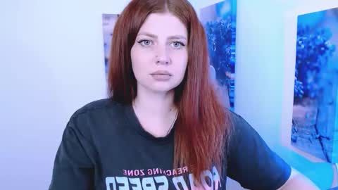 Lizzy3 online show from 10-21-25, 12:17