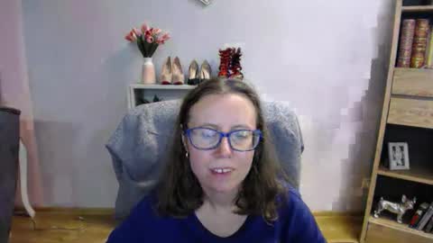 Lizzy online show from 10-03-25, 04:53