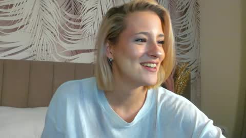 lizzysin online show from 04-17-26, 01:52