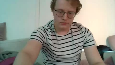 Vincethecock online show from 11-29-25, 06:22