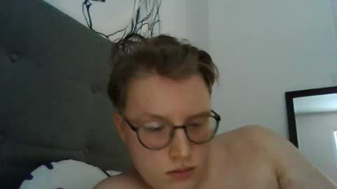 Vincethecock online show from 12-22-25, 03:09