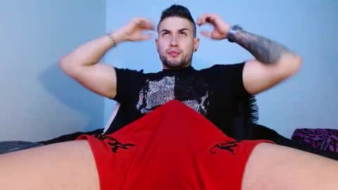 lliamm 2 online show from 10-19-25, 03:40