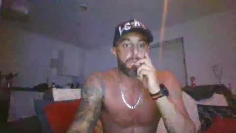 Leon online show from 10-03-25, 10:40